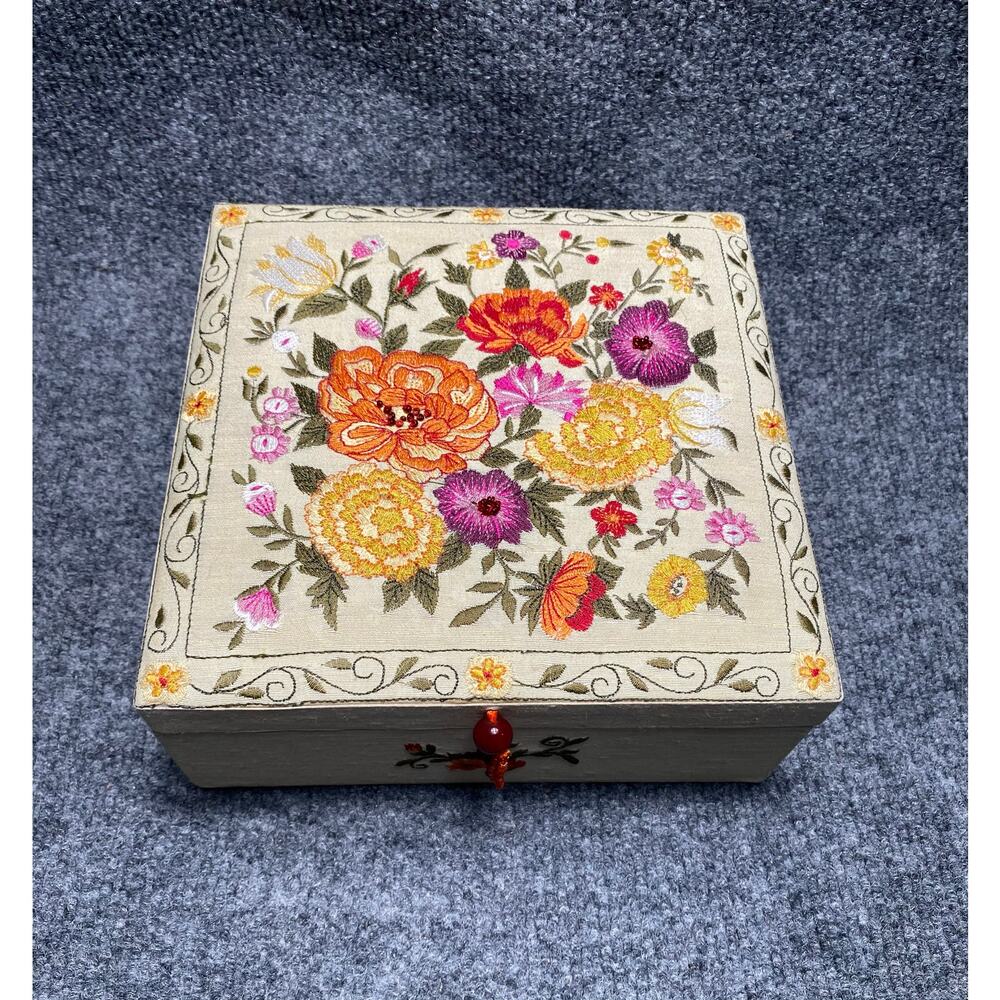 VINTAGE PURVA FLORAL EMBROIDERED HANDCRAFTED Jewelry/Trinket box- Boho Decor